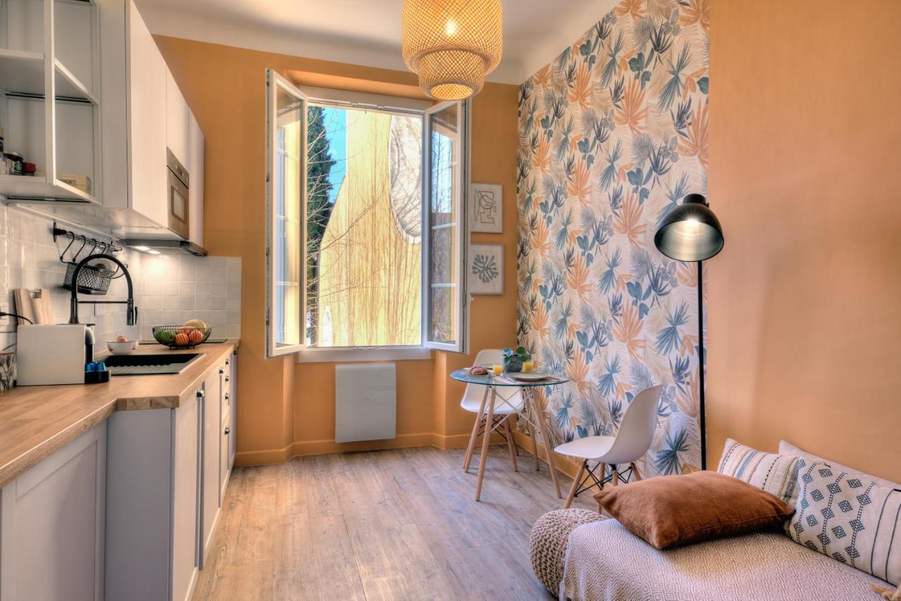 Апарт отель Cosycocoon La Bastide Драгиньян Экстерьер фото